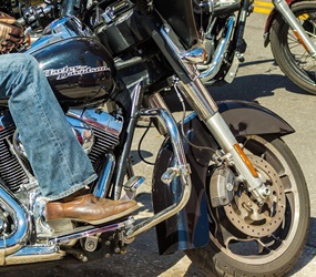 Wens 79-jarige bewoonster komt uit: met de motor naar Zevenhuizen Wens 79-jarige bewoonster komt uit: met de motor naar Zevenhuizen